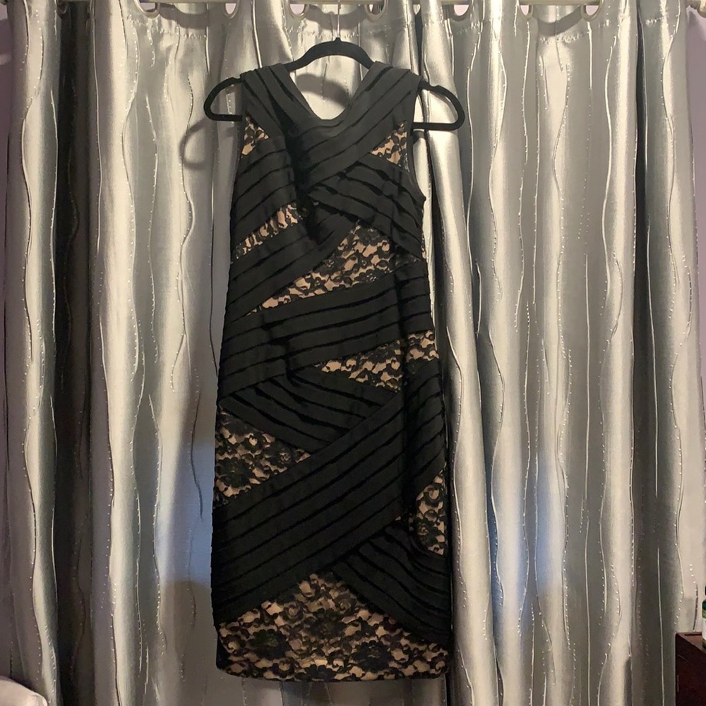 Women’s party dress (small)